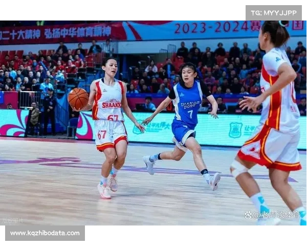 从落后到反超，山东女篮曹君伟罚球拖入加时